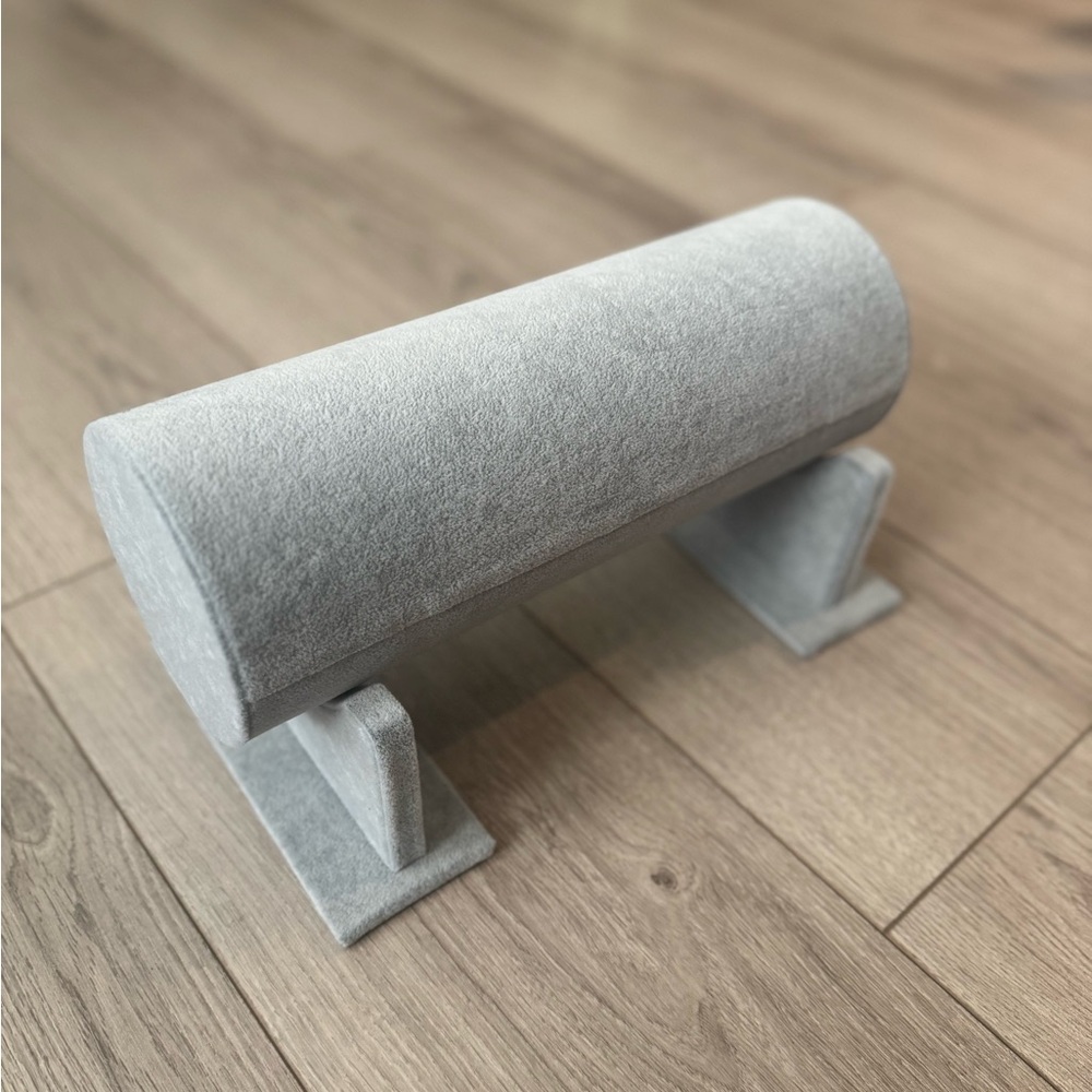 Gray Headband Display Stand - Picture 2 of 2